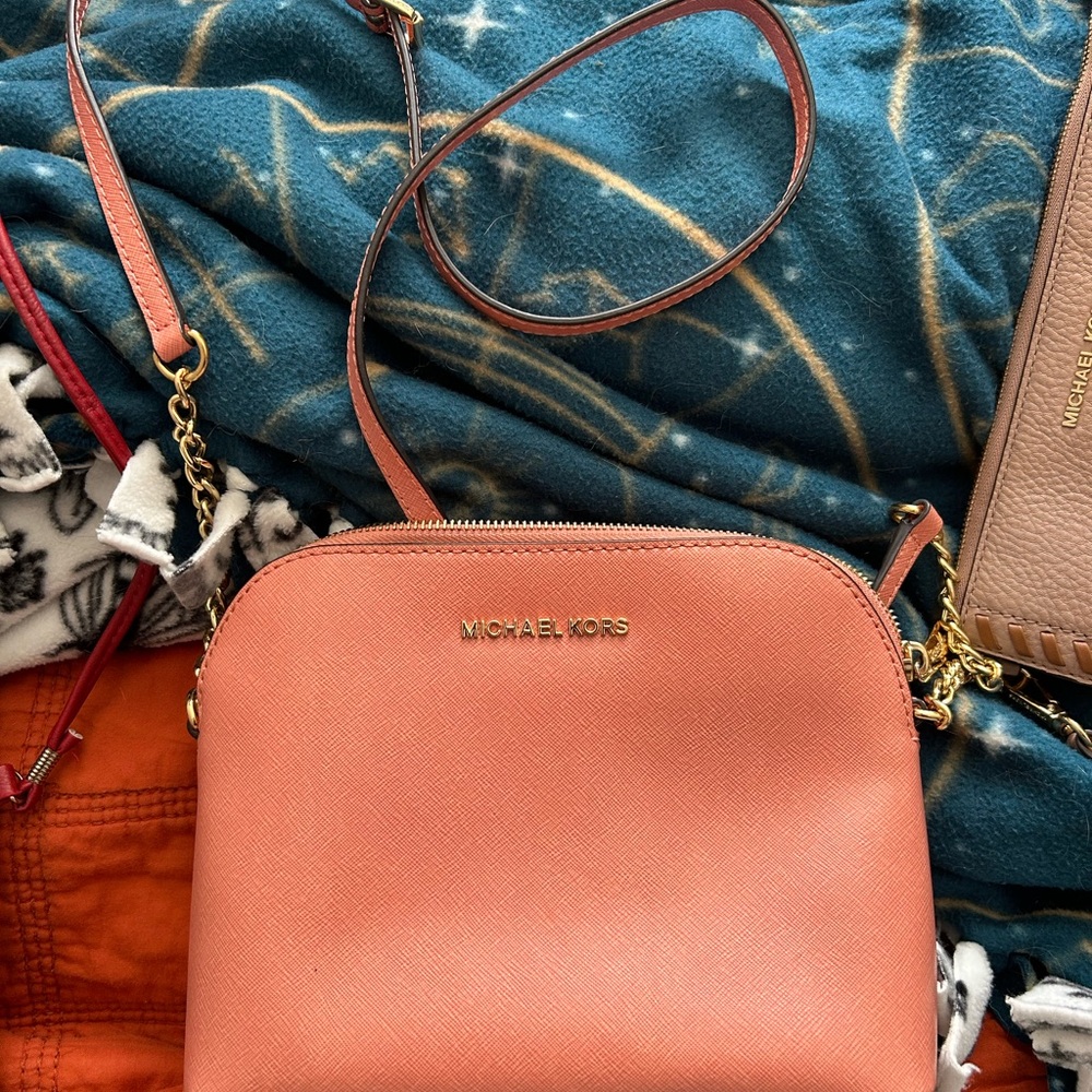 VINTAGE Michael Kors Salmon Crossbody Bag with Gold Hardware